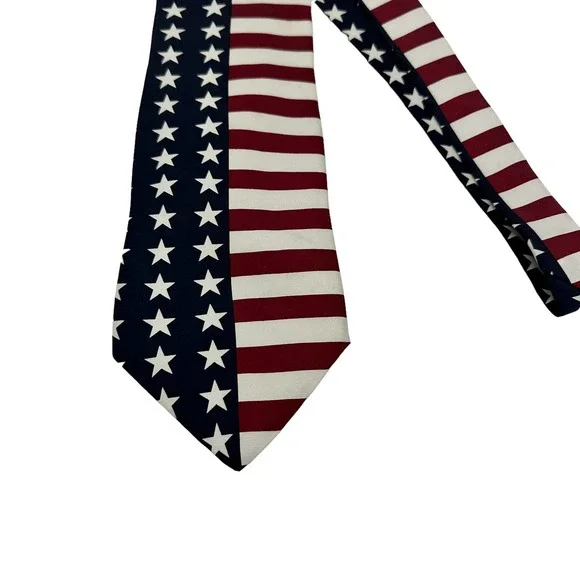 PATRIOTIC AMERICAN FLAG ALL OVER PRINT SILK MEN’S TIE - Picture 2 of 5